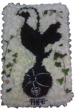 Spurs Crest funerals Flowers